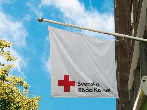 Flagga Nyköping Röda korset 